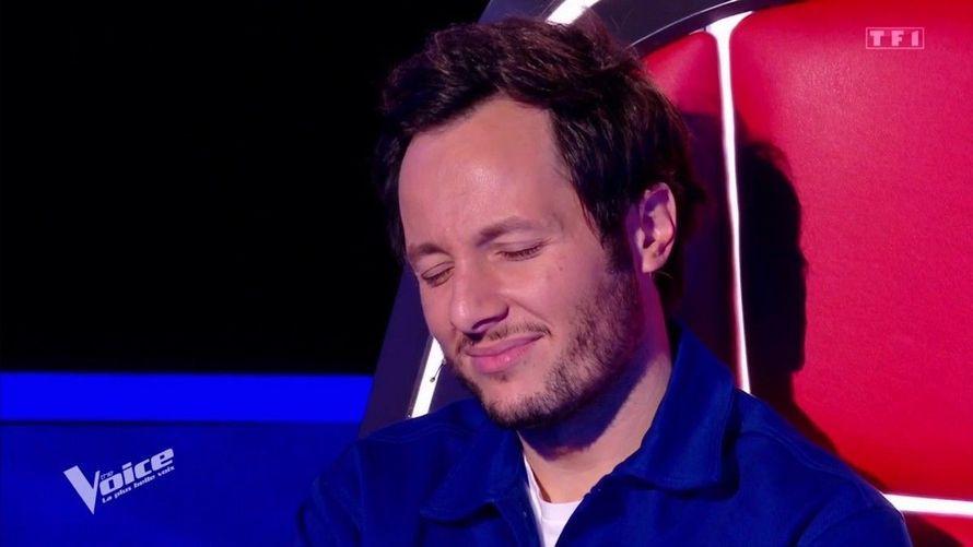 "The Voice", Vianney ému aux larmes en évoquant les sacrifices de ses parents pour qu’il soit heureux : "Ils se sont saignés"