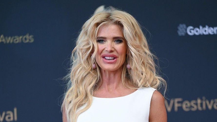 Exclu Public : Victoria Silvstedt cash sur sa collaboration avec Christophe Dechavanne : "À la fin, il était..."