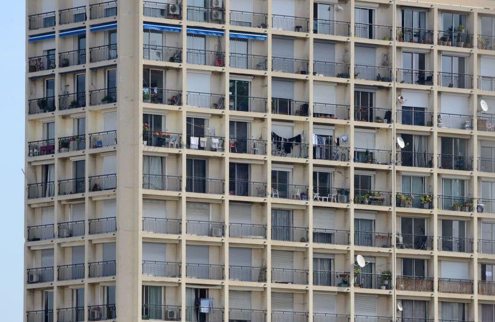 Qu’est-ce que les « logements bouilloire », qui inquiètent en période de canicule ?