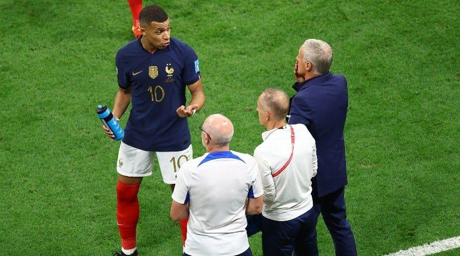 "Vrai clash" entre Deschamps et Mbappé