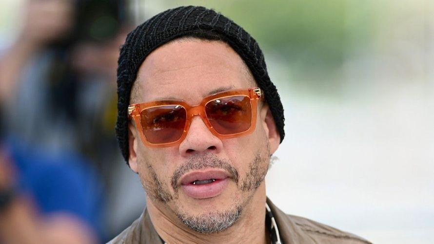 JoeyStarr condamné pour "violences conjugales", il monte une pièce dédiée aux femmes : "Je sais de quoi je parle"