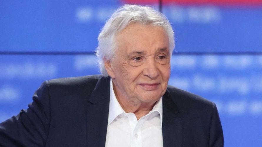 Michel Sardou : ce que le président Emmanuel Macron s'apprête à lui remettre