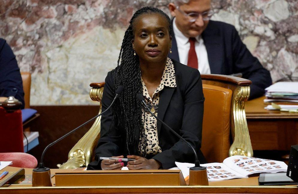 Nadège Abomangoli : première femme noire à présider une séance historique à l’Assemblée nationale