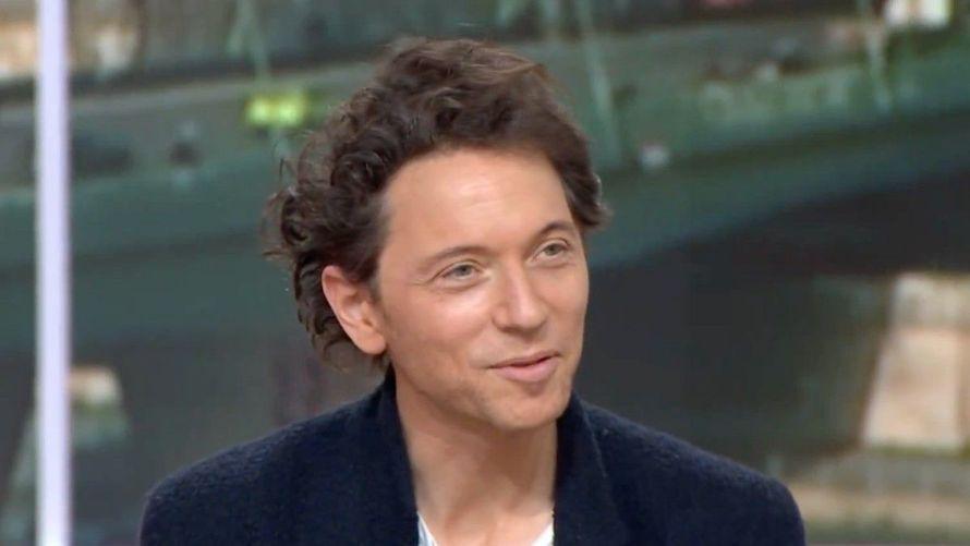 "La guerre est à nos portes", le chanteur Raphaël très inquiet dans "Télématin" : ce qu’il a prévu pour aider la France