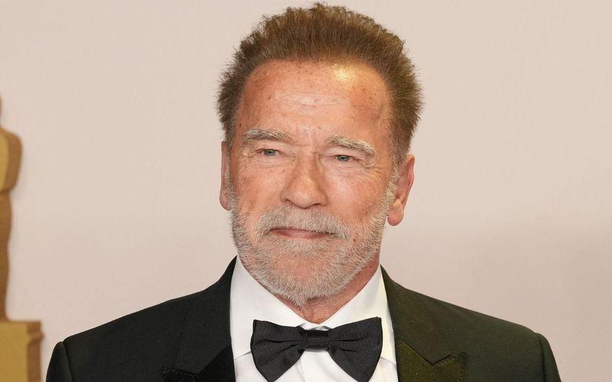 Arnold Schwarzenegger, 76 ans, se remet d'une opération chirurgicale délicate : l’acteur vit désormais avec un Pacemaker