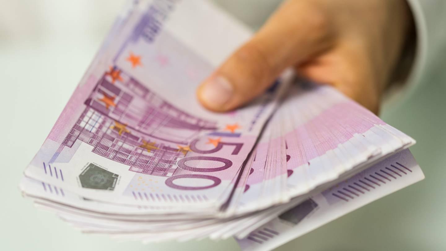 Malgré les 3% du Livret A, les Français ont encore plus de 16 000 euros sur leur compte courant