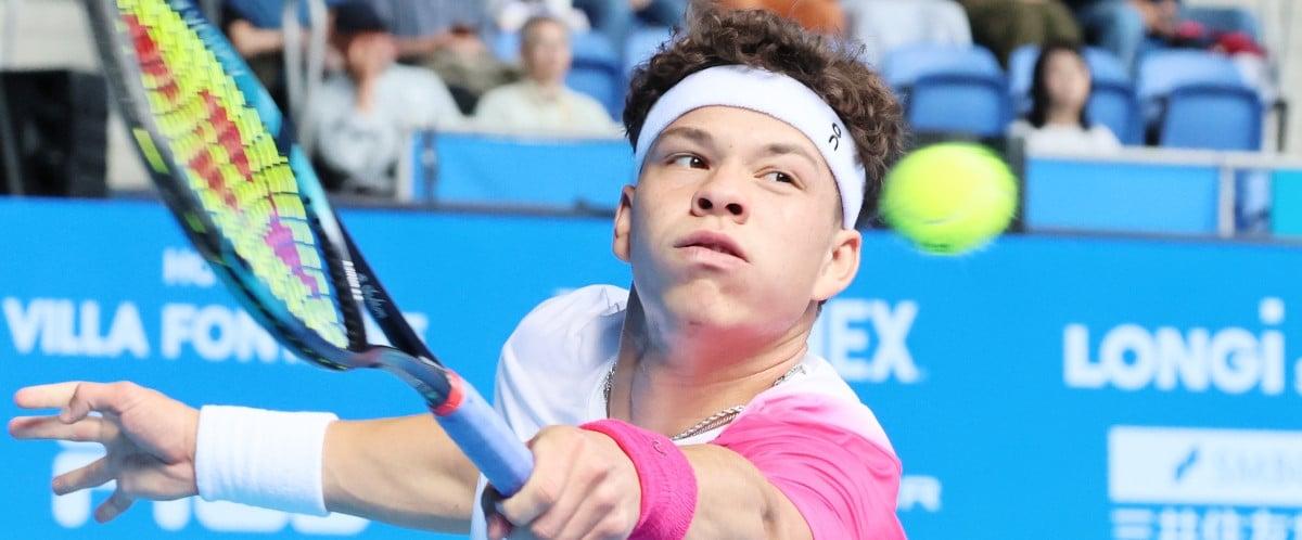 Tokyo: Une demie 100% américaine, Karatsev sort De Minaur