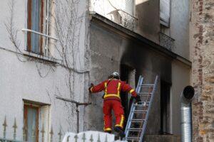 Seine-Saint-Denis: trois morts dans l’incendie d’un immeuble d’habitation à Stains