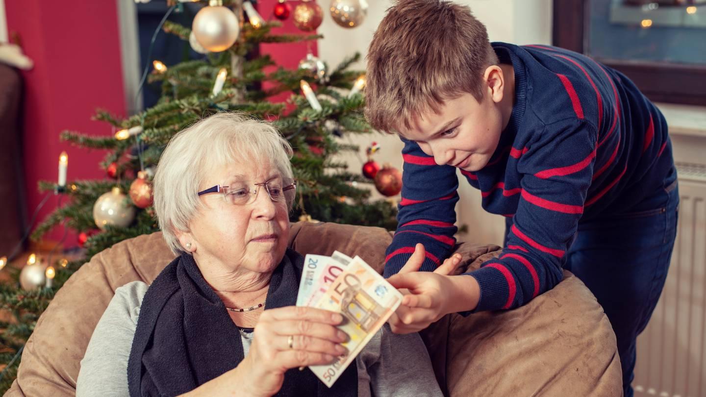 Livret A, PEL, assurance vie… Où placer l’argent reçu par vos enfants à Noël ?