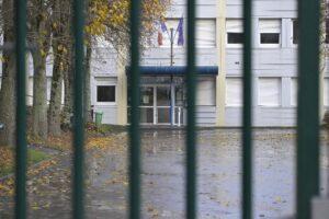 Rennes: « Enquête criminelle ouverte » après qu’une collégienne a menacé une enseignante avec un couteau