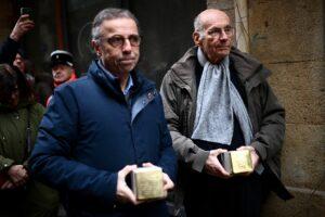 Des « pavés de la mémoire » en hommage aux parents déportés de Boris Cyrulnik