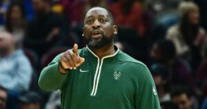 Les Bucks virent leur coach !