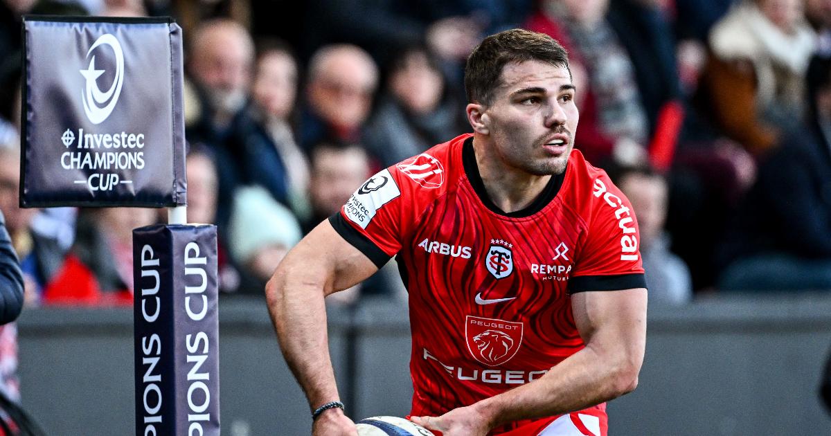 Un cadre du XV de France se paie Antoine Dupont