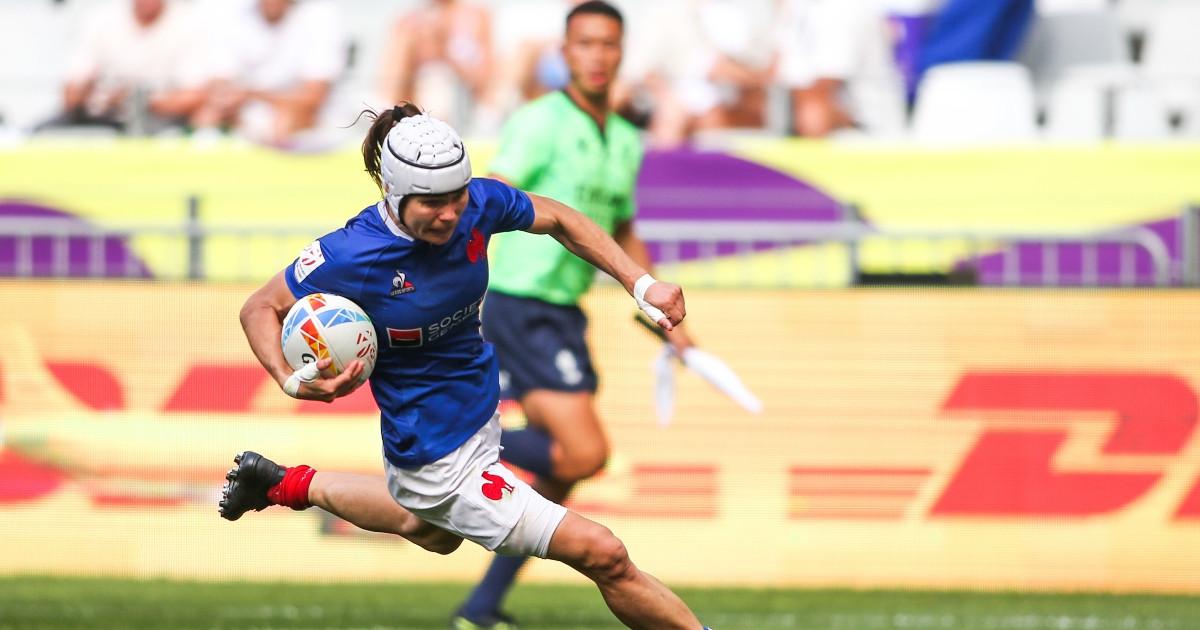 Les Bleus et les Bleues à la même place