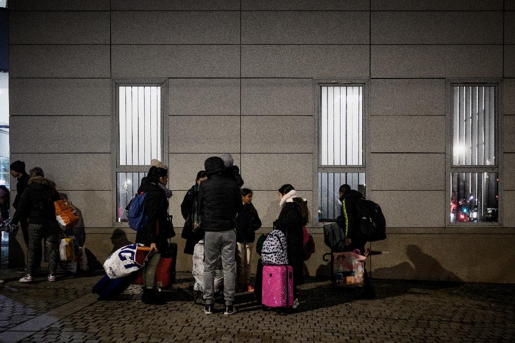 Des familles remises à la rue à Lyon au début de l’épisode de froid