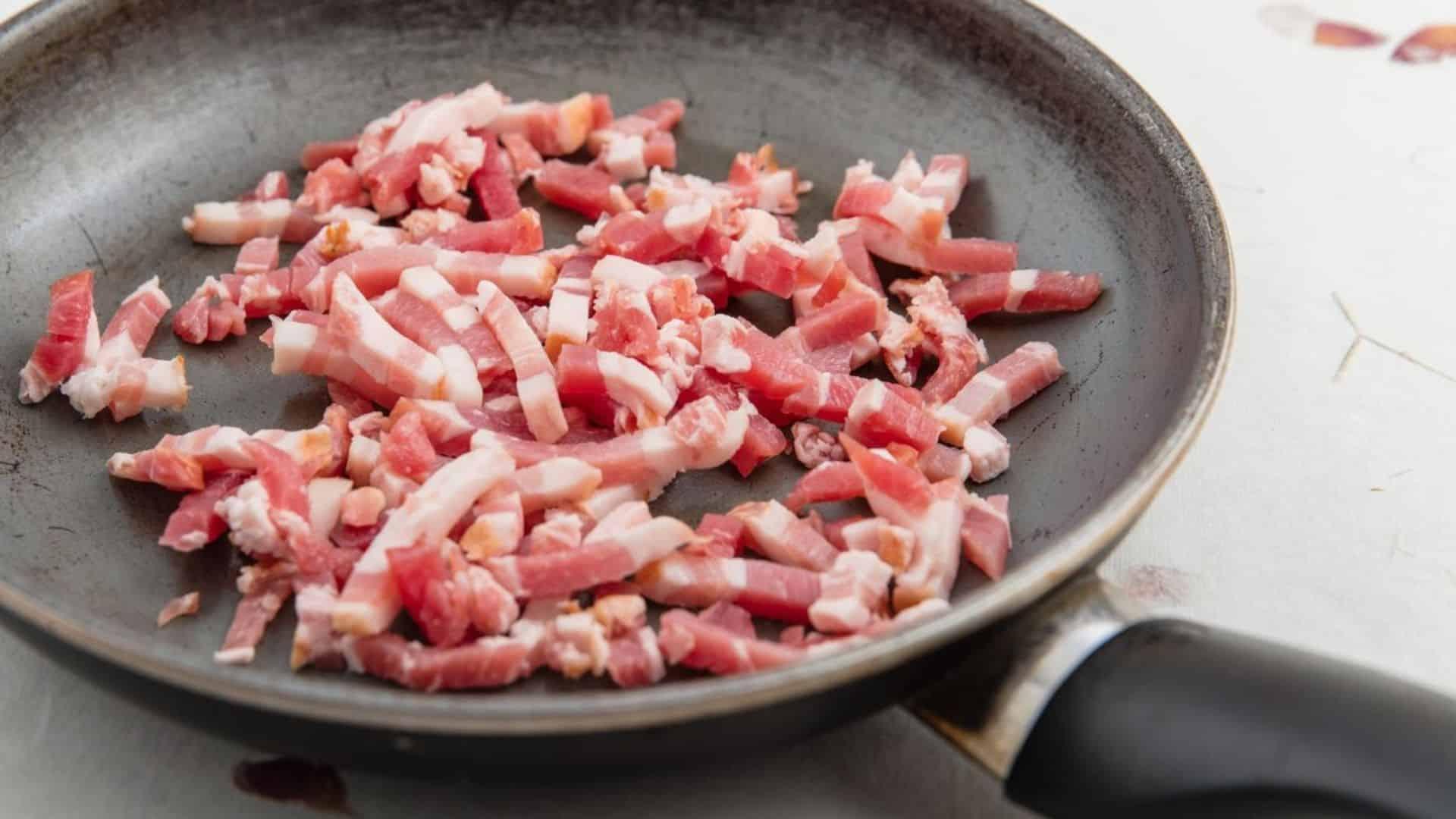 Leclerc, Auchan, Carrefour… : des lardons potentiellement contaminés à la Listeria rappelés partout en France !