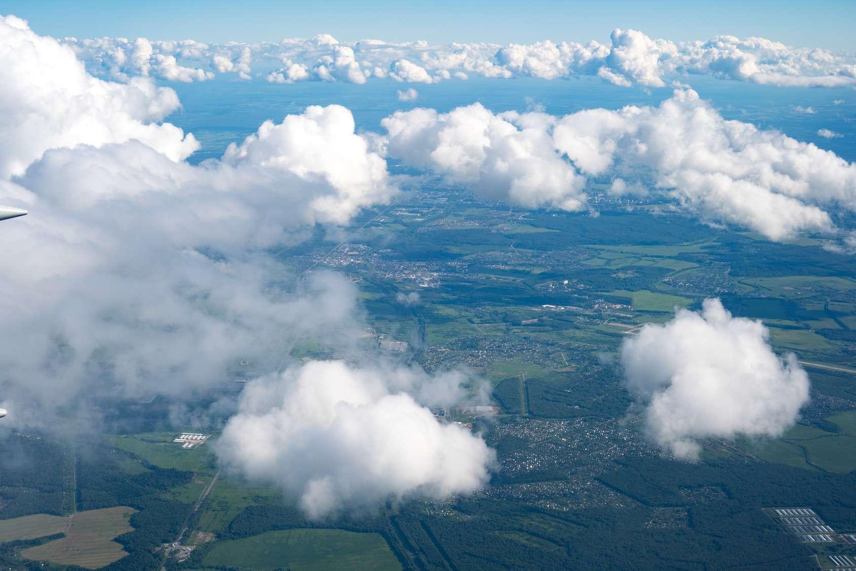 Mystère résolu : pourquoi les nuages ne tombent-ils pas ?