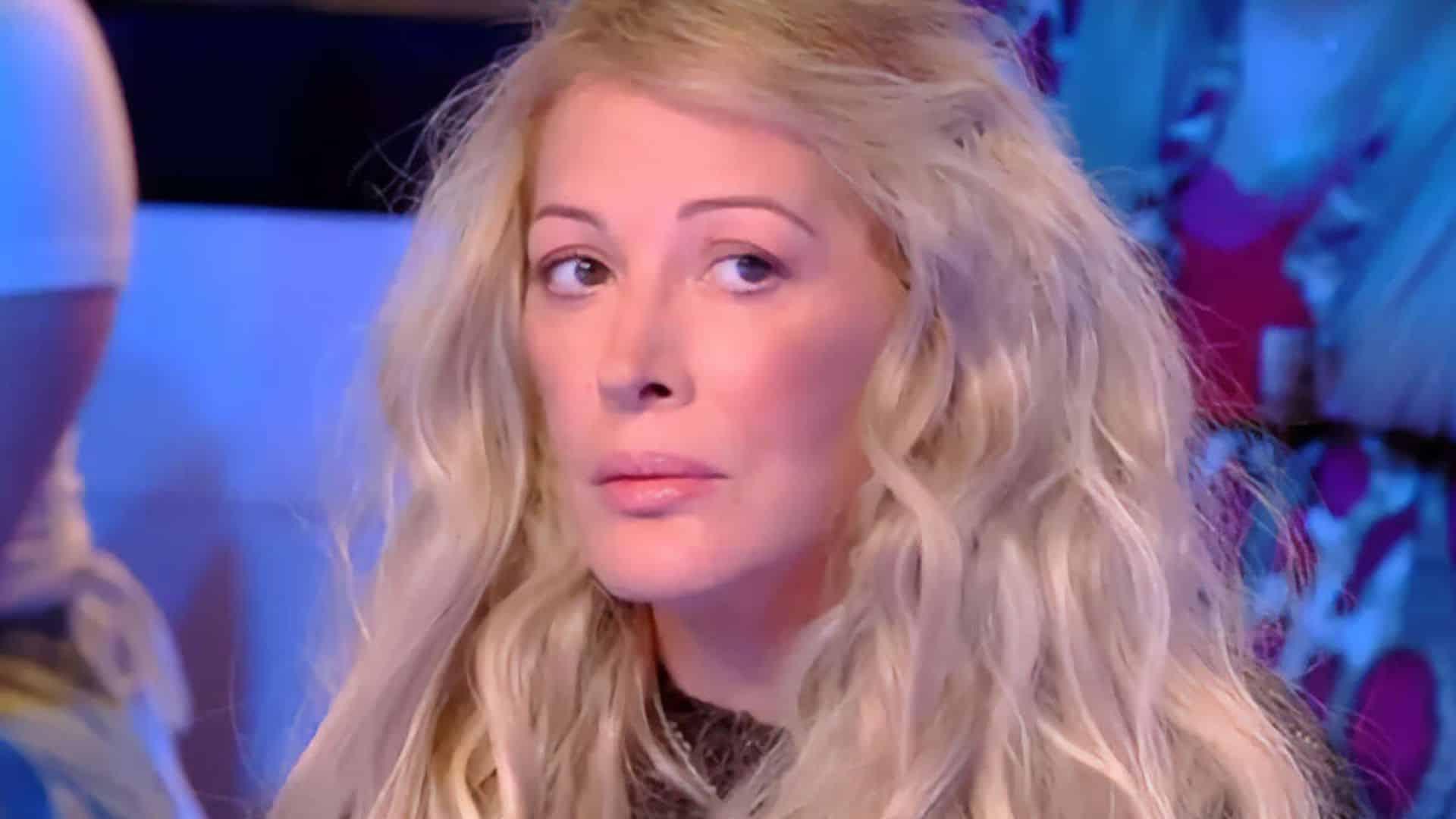 « Ce n’est pas voulu » : Loana dévoile la triste raison de son impressionnante perte de poids !