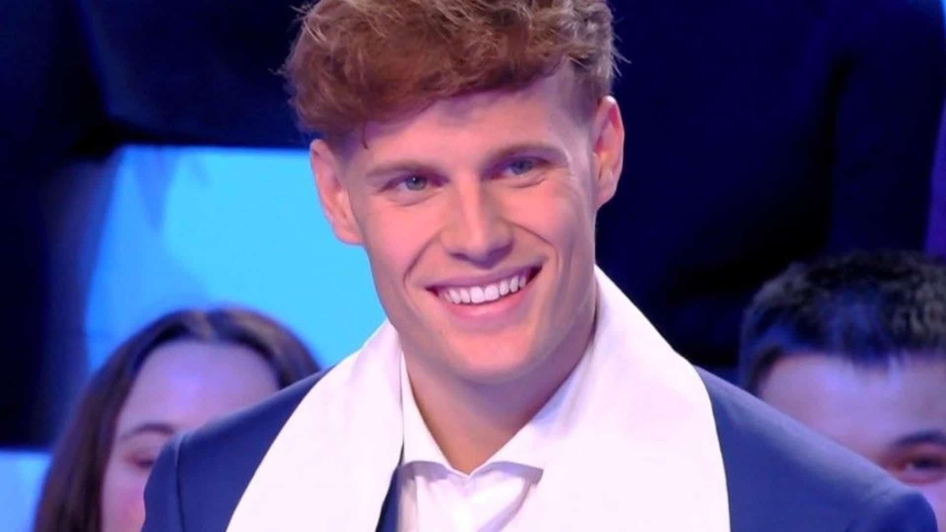 Mister France 2024 : invité sur le plateau de TPMP, son passage interpelle les internautes pour une raison bien précise !