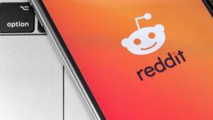 Reddit prépare son introduction en bourse et permet à ses utilisateurs fidèles d’acheter des actions