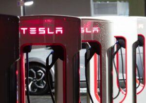 Tesla, vainqueur de la guerre de la recharge des véhicules électriques